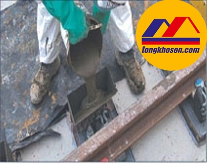 Vữa rót tự chảy không co ngót vào tấm đế