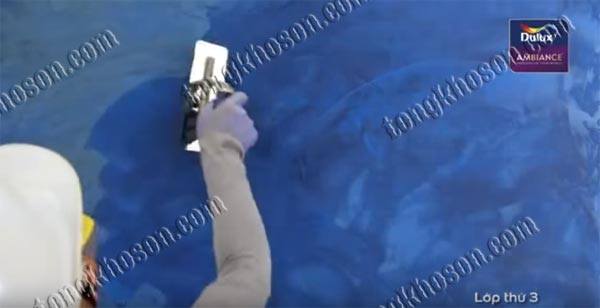 thi công lớp sơn hiệu ứng Marble (đá cẩm thạch) thứ ba