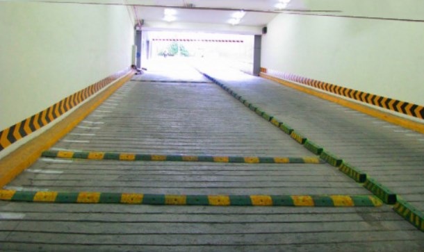 chân tường tại các vi trí ram dốc