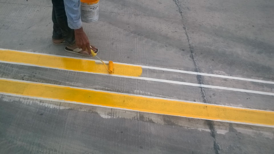 lớp sơn kẻ vạch hoàn thiện