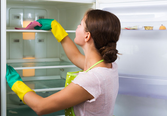 làm sạch tủ lạnh hiệu quả