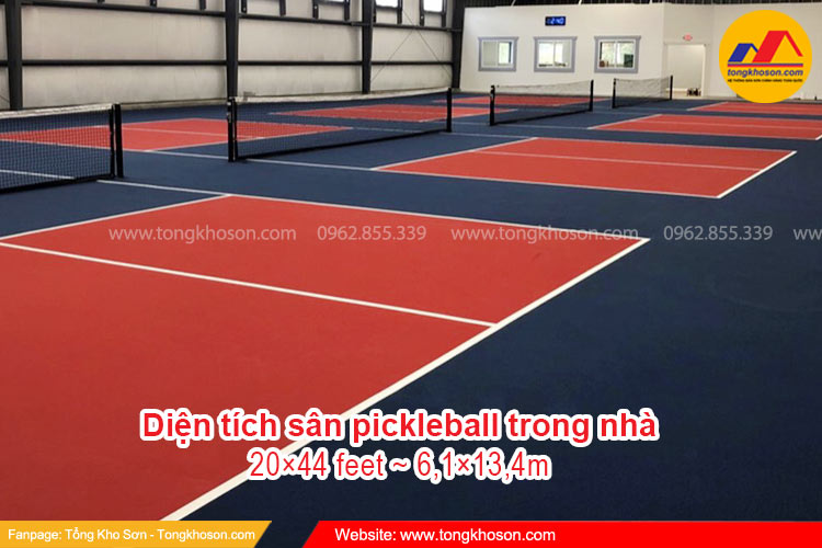 Diện tích sân pickleball trong nhà bao nhiêu?