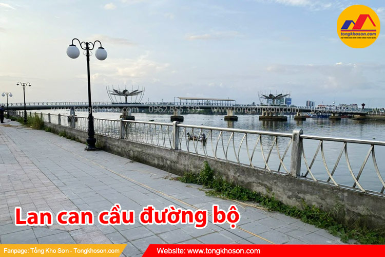 Lan can cầu đường bộ là gì?