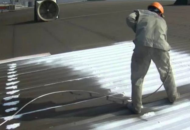 Chống dột mái tôn bằng sơn chống nóng