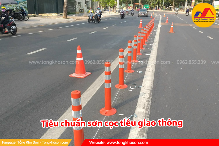 Tiêu chuẩn sơn cọc tiêu giao thông